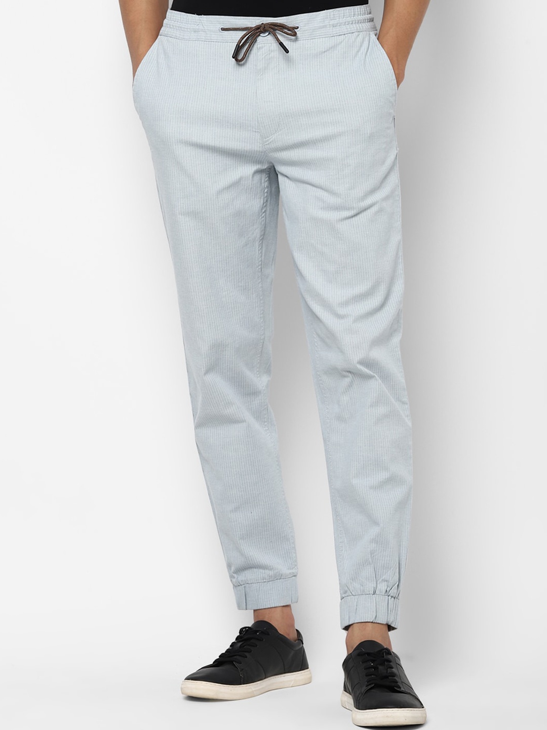 

FOREVER 21 Men Blue Joggers Trousers