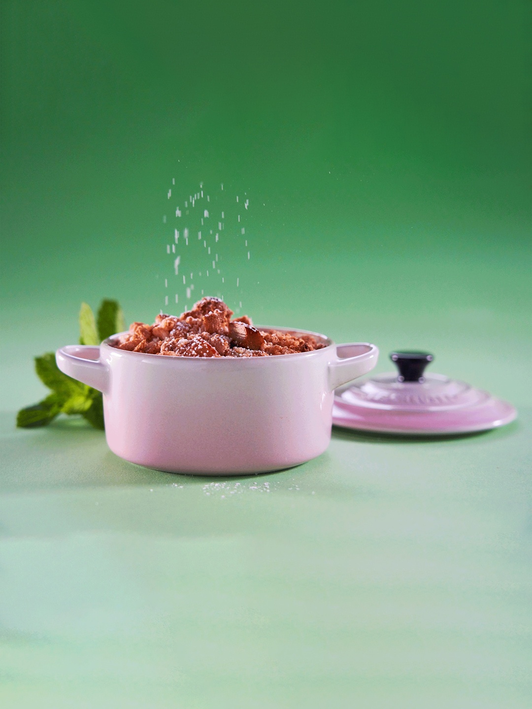 

LE CREUSET Pink Solid Round Casserole