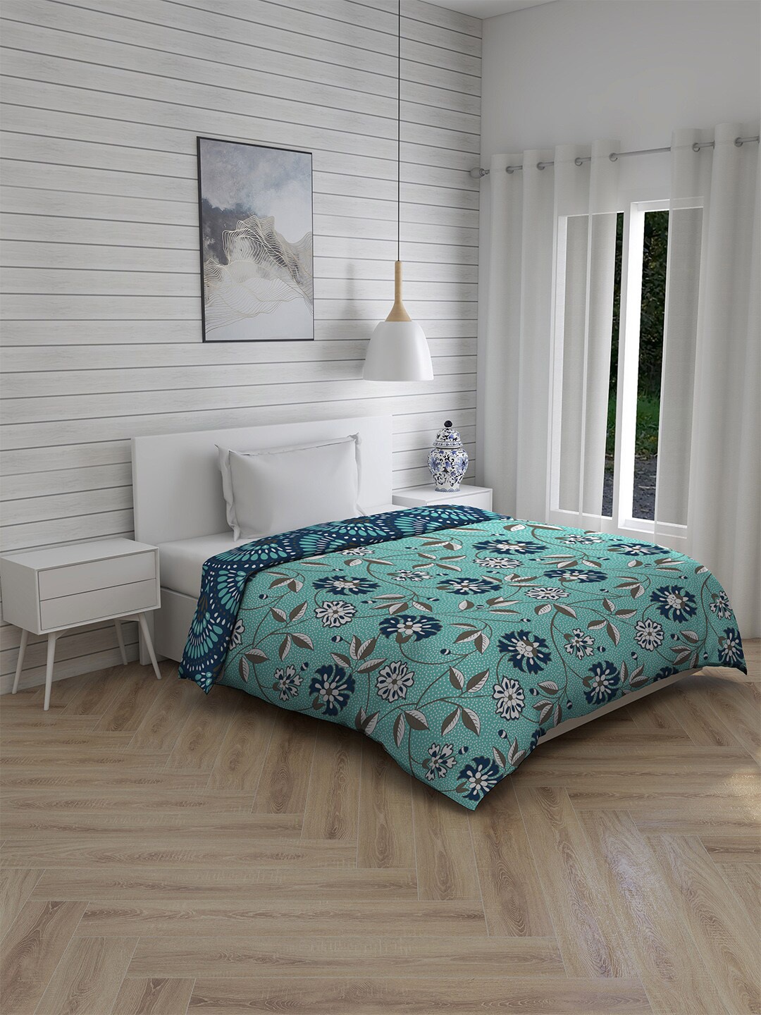 

Boutique Living India Blue & White Floral AC Room 120 GSM Single Bed Comforter