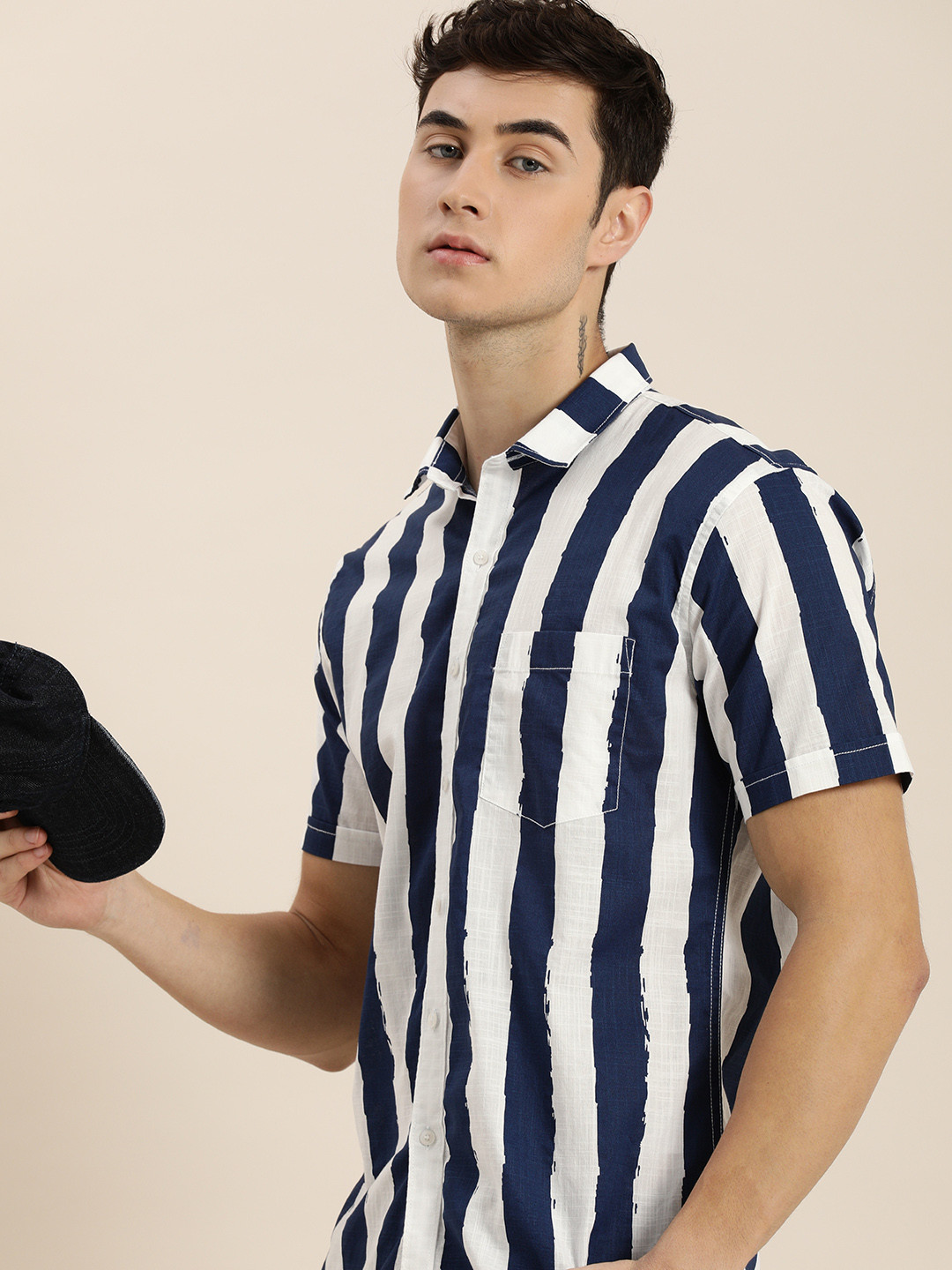 

ether Men Navy Blue & White Striped Pure Cotton Casual Shirt