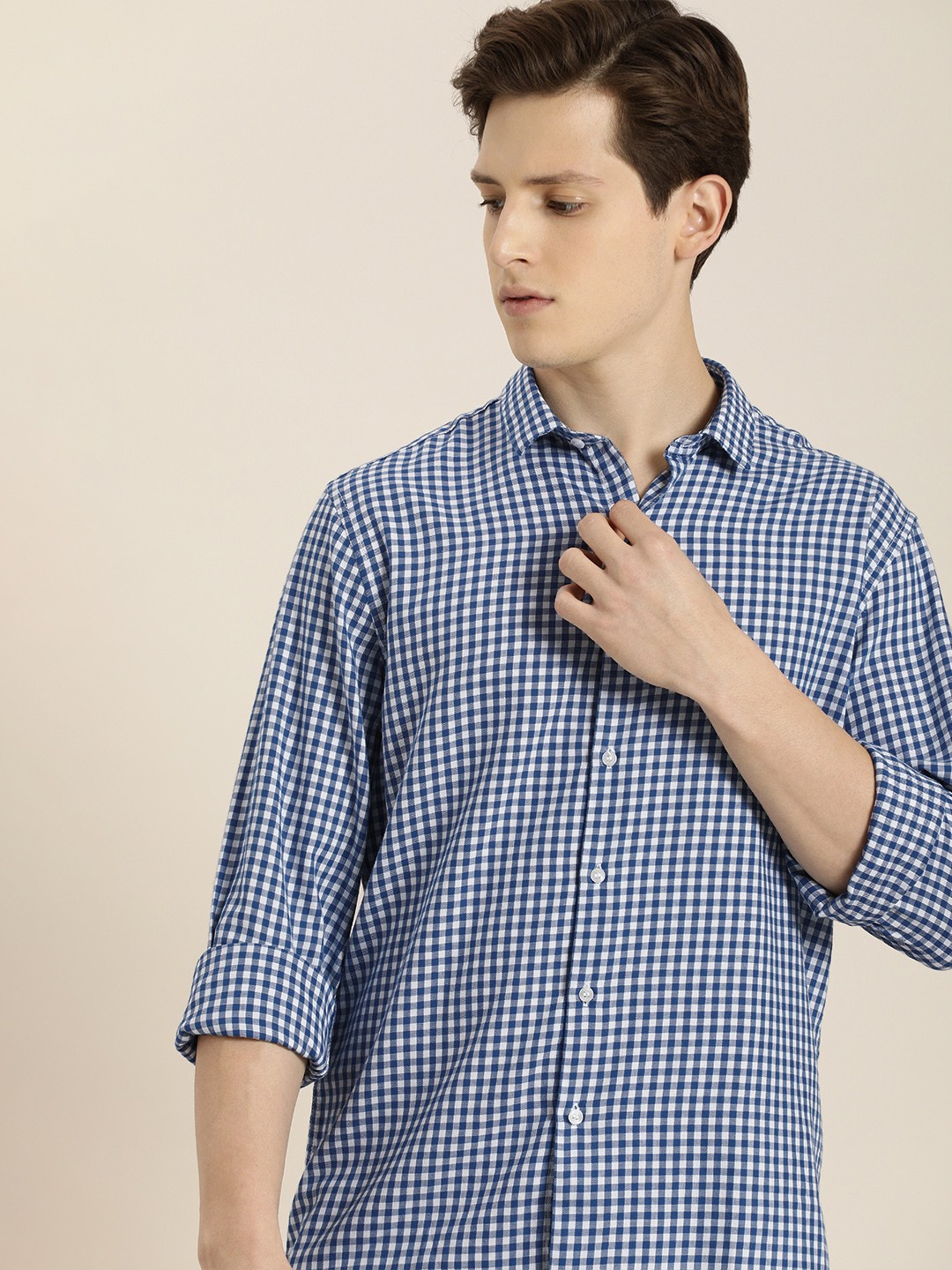 

ether Men Blue & White Checked Pure Cotton Casual Shirt