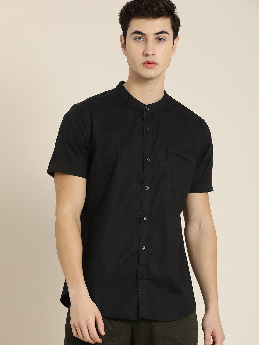 

ether Men Black Solid Slim Fit Casual Shirt