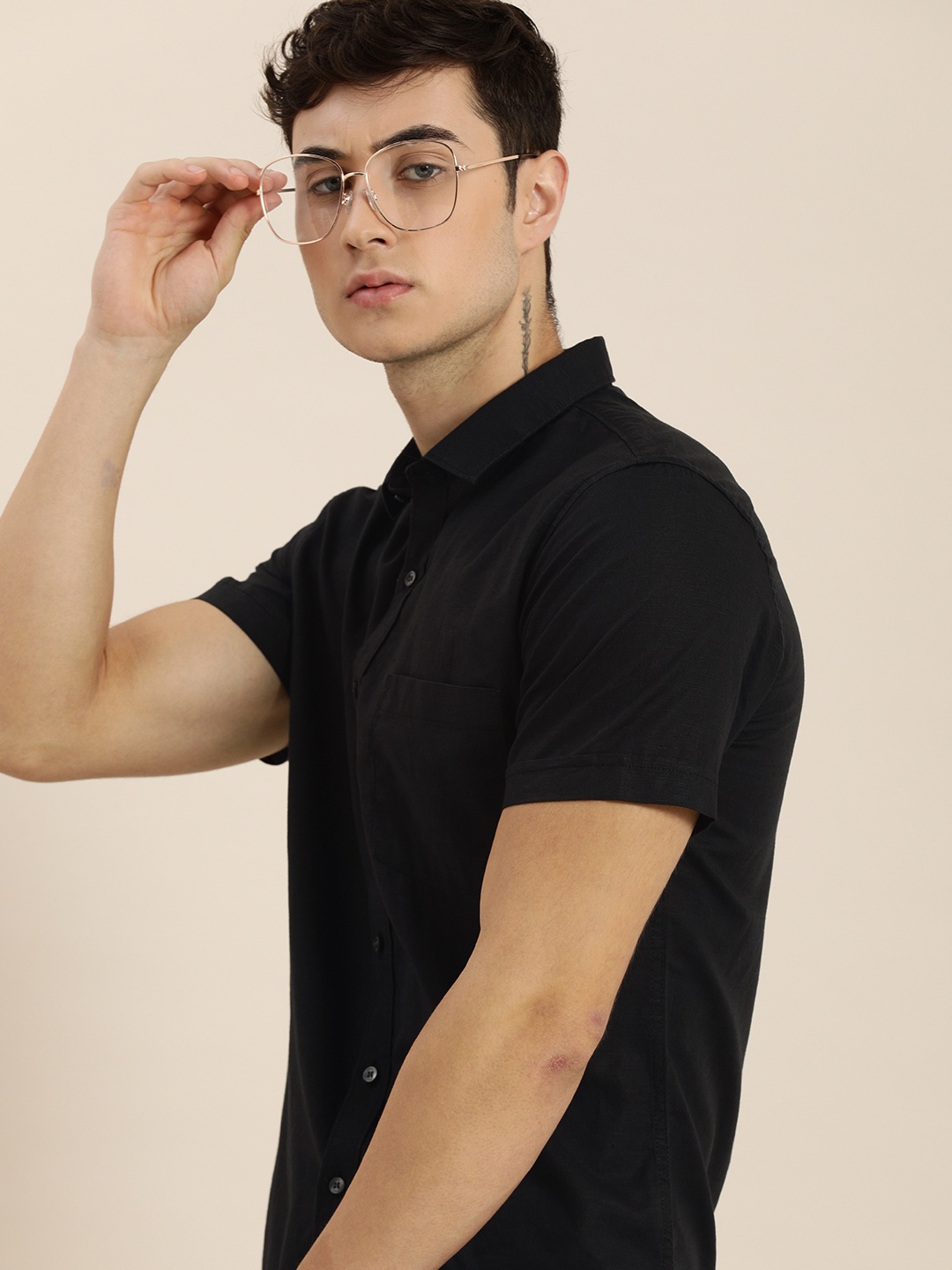 

ether Men Black Solid Casual Shirt