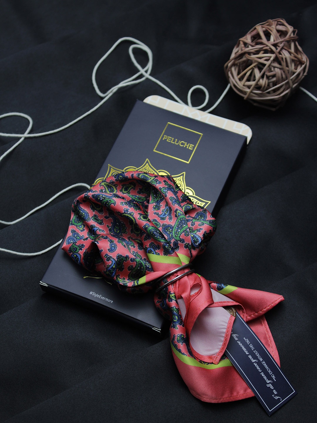 

Peluche Men Multicolored Printed Pocket Square, Multi