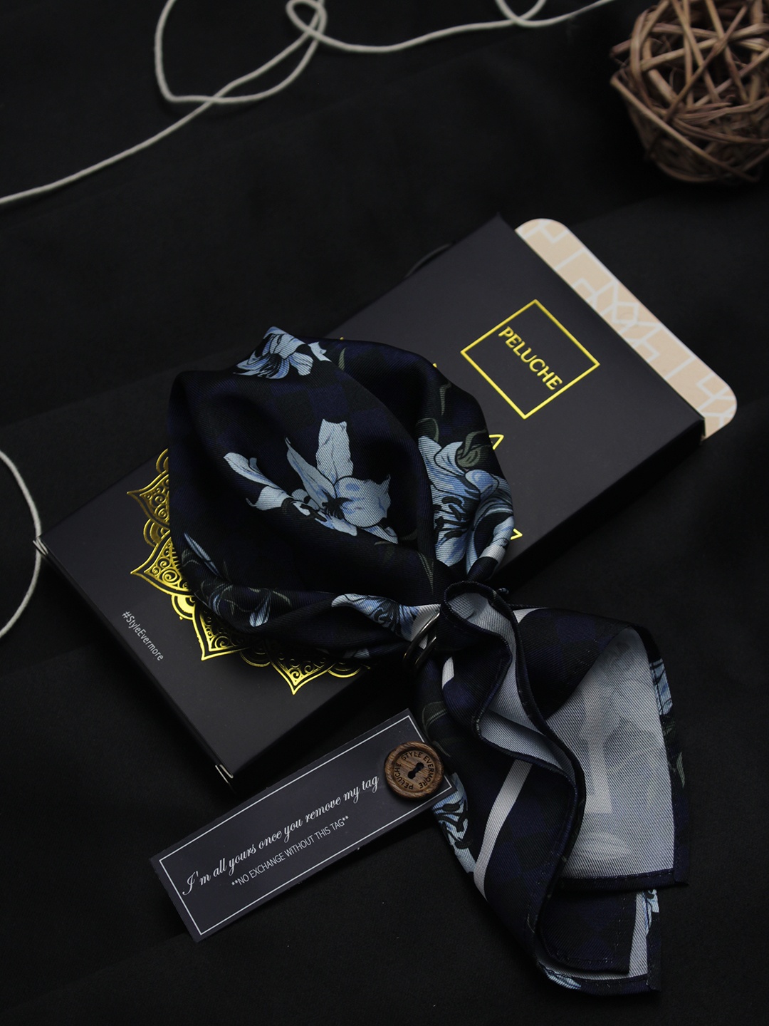 

Peluche Men Blue Floral Print Pocket Square