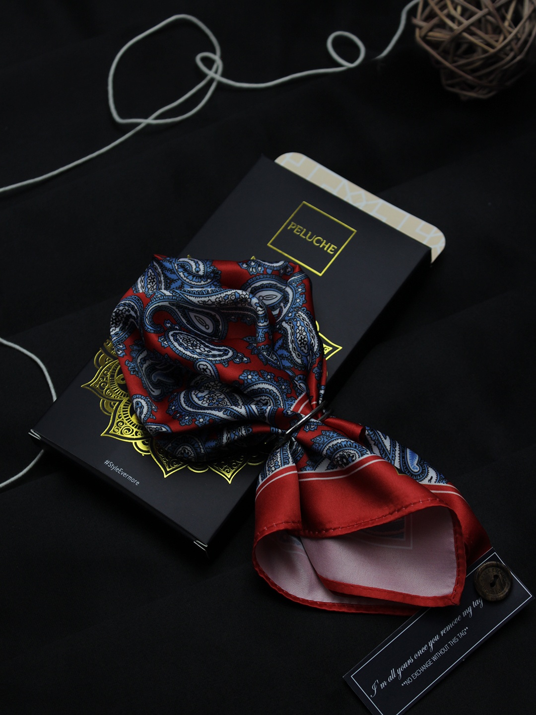 

PELUCHE Men Red Silk Paisley Print Pocket Square