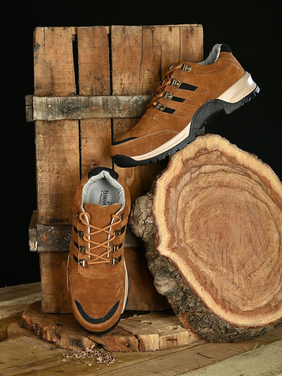 

Fashion Victim Men Tan Woven Design Leather Sneakers