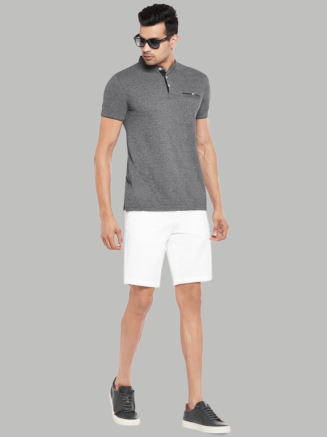 

BYFORD by Pantaloons Men White Slim Fit Mid-Rise Regular Shorts