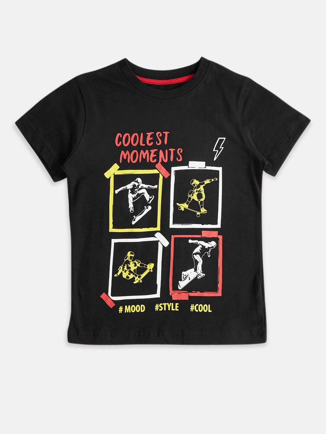 

Pantaloons Junior Boys Black Typography Printed Applique T-shirt
