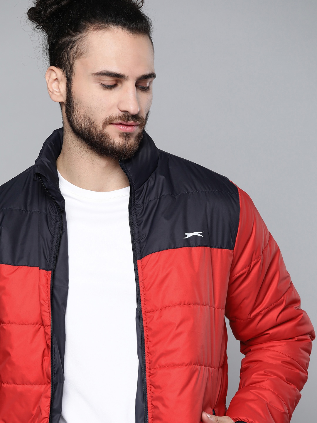 

Slazenger Men Red & Navy Blue Colourblocked Sporty Jacket