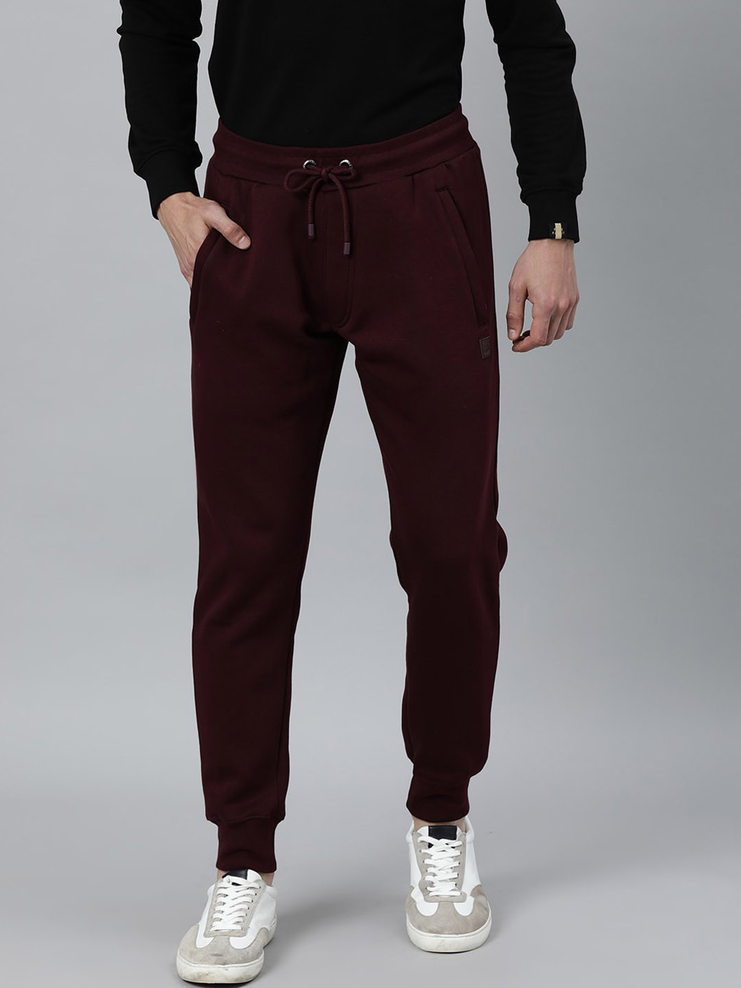 

RARE RABBIT Men Maroon Solid Joggers