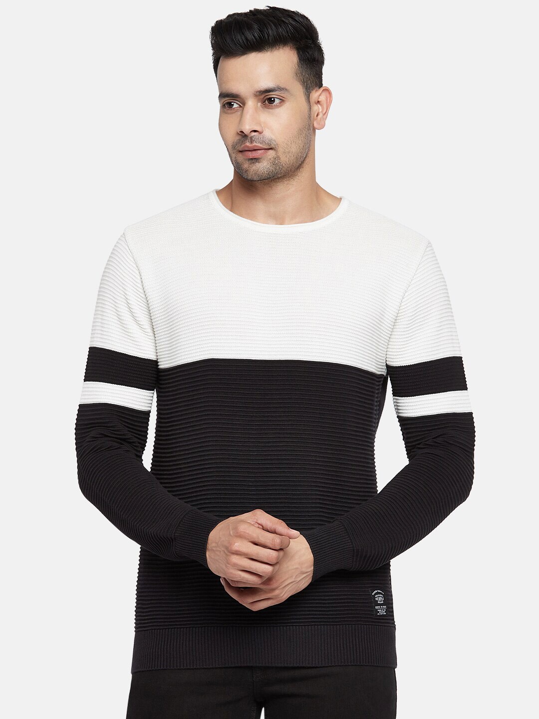 

People Men White & Black Colourblocked Pullover