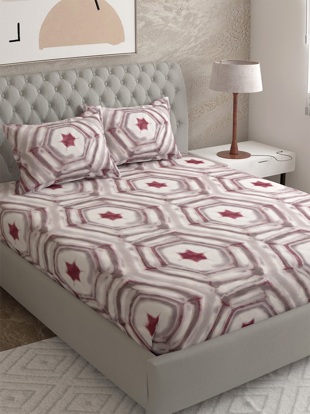

EverHOME White & Purple Geometric 210 TC Queen Bedsheet with 2 Pillow Covers