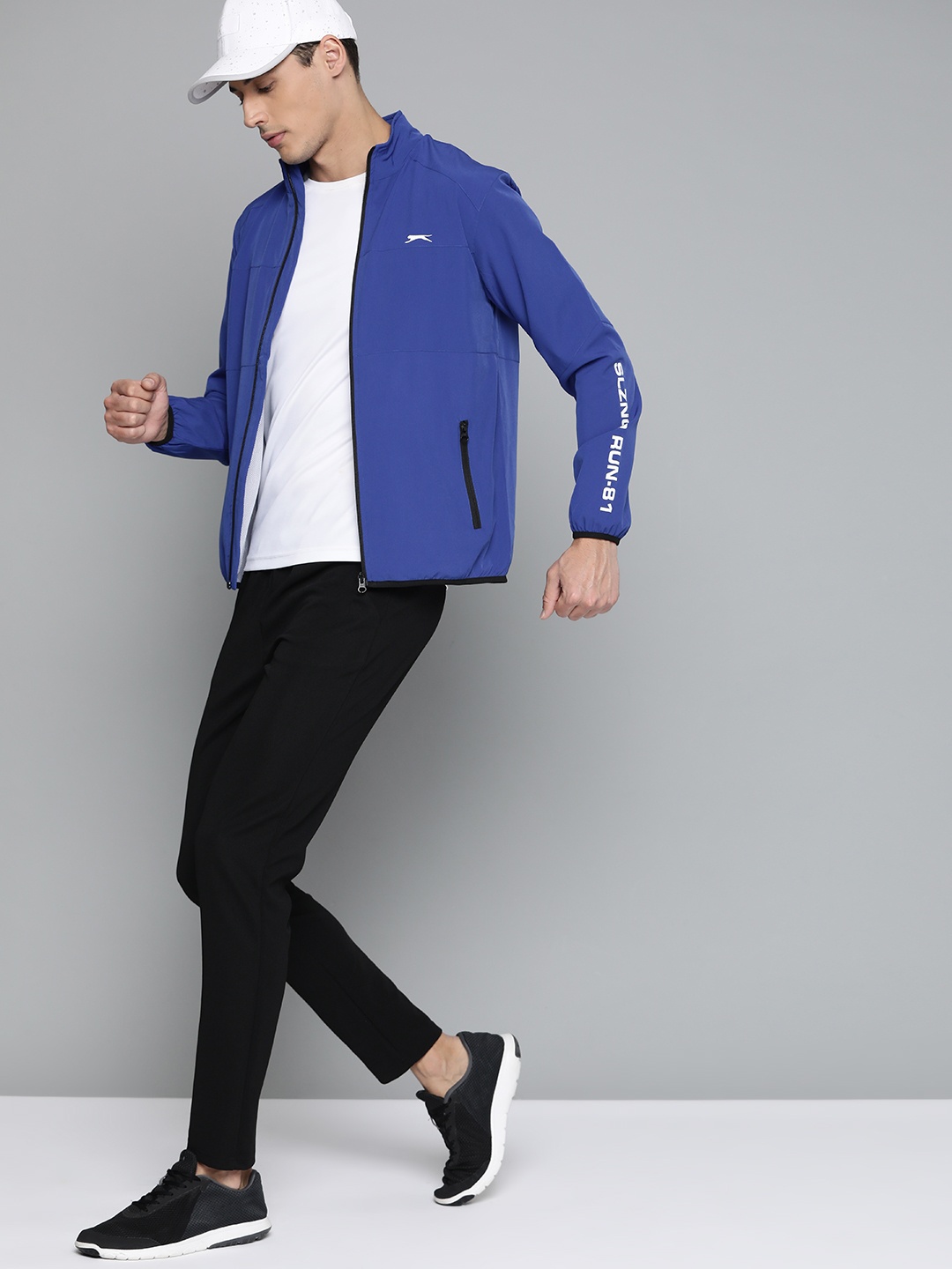 

Slazenger Men Blue Packable Running Ultra-Dry Sporty Jacket