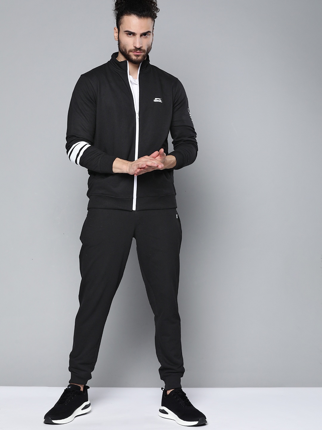 

Slazenger Men Black Solid Tracksuit