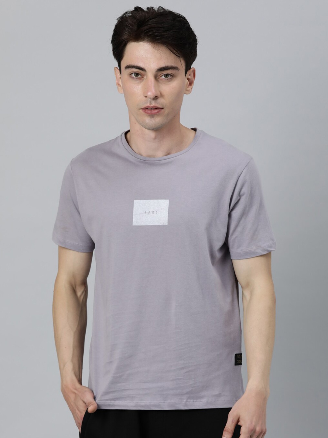 

RARE RABBIT Men Purple Printed Applique Slim Fit T-shirt