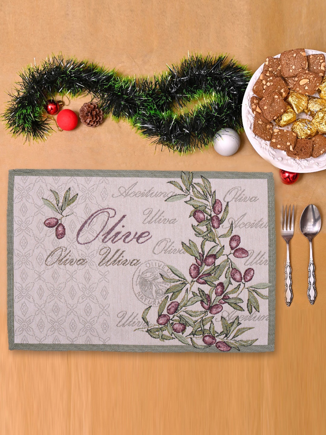 

AVI Living Set of 4 Multicoloured Polycotton Olive Table Mat, Multi