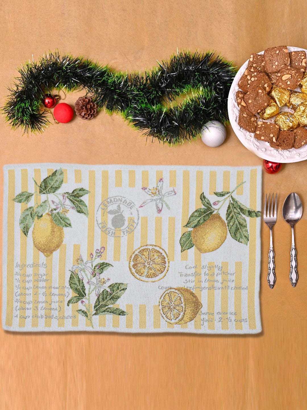 

Avi Living Set of 4 Yellow Lemon Polycotton Jacquard Woven Table Mats