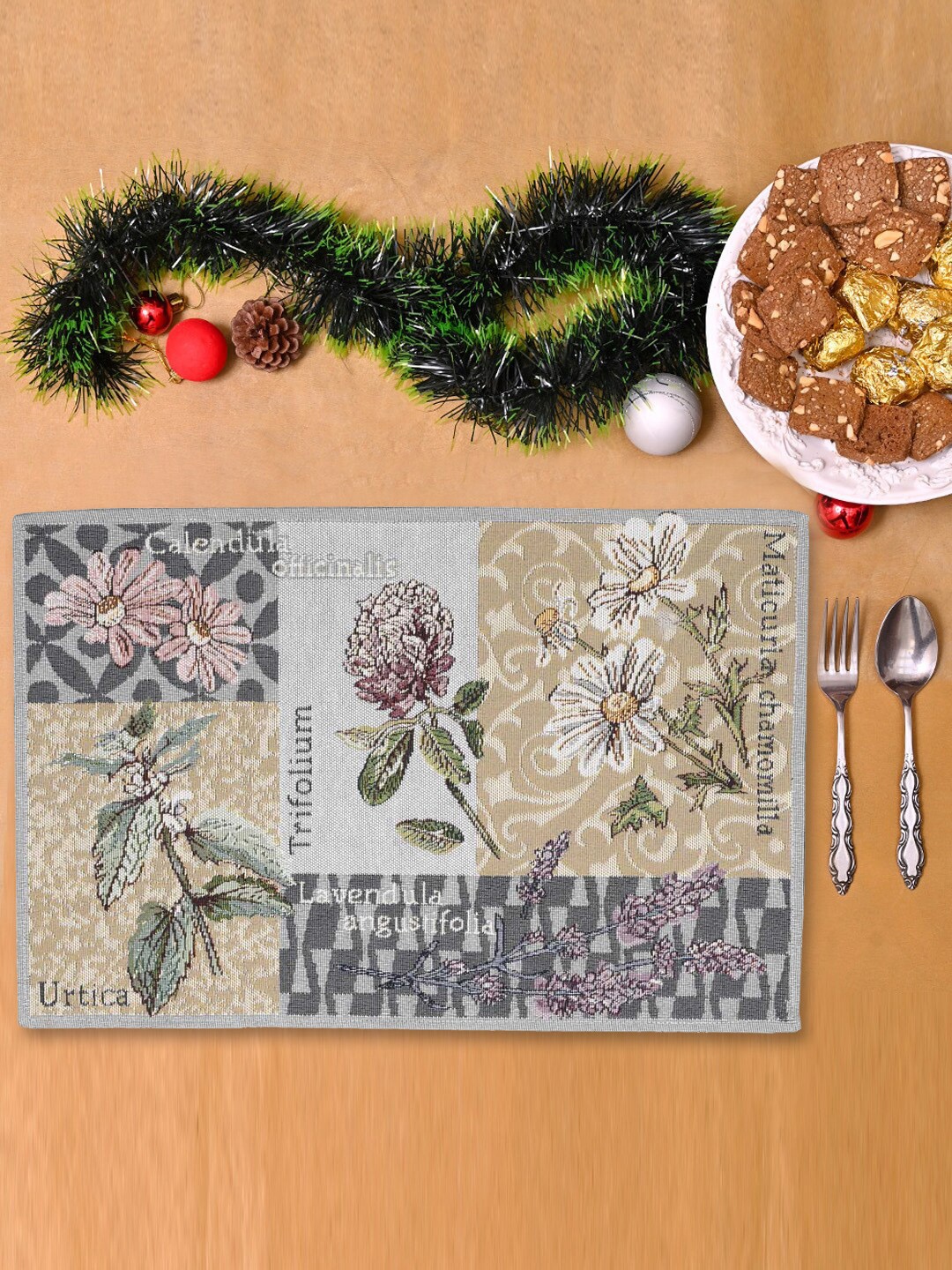 

Avi Living Set of 4 Multi color Spring Table Mat