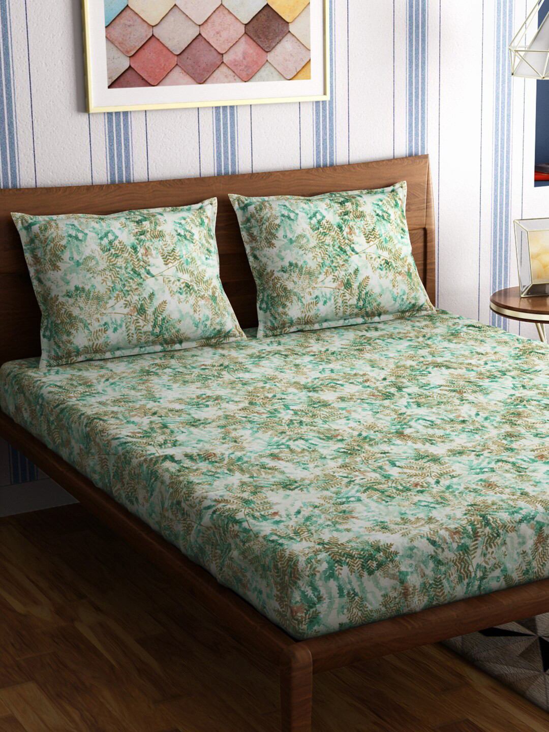 

PETAL HOME Green & Beige Fern Pure Cotton 300 TC Queen Bedsheet with 2 Pillow Covers