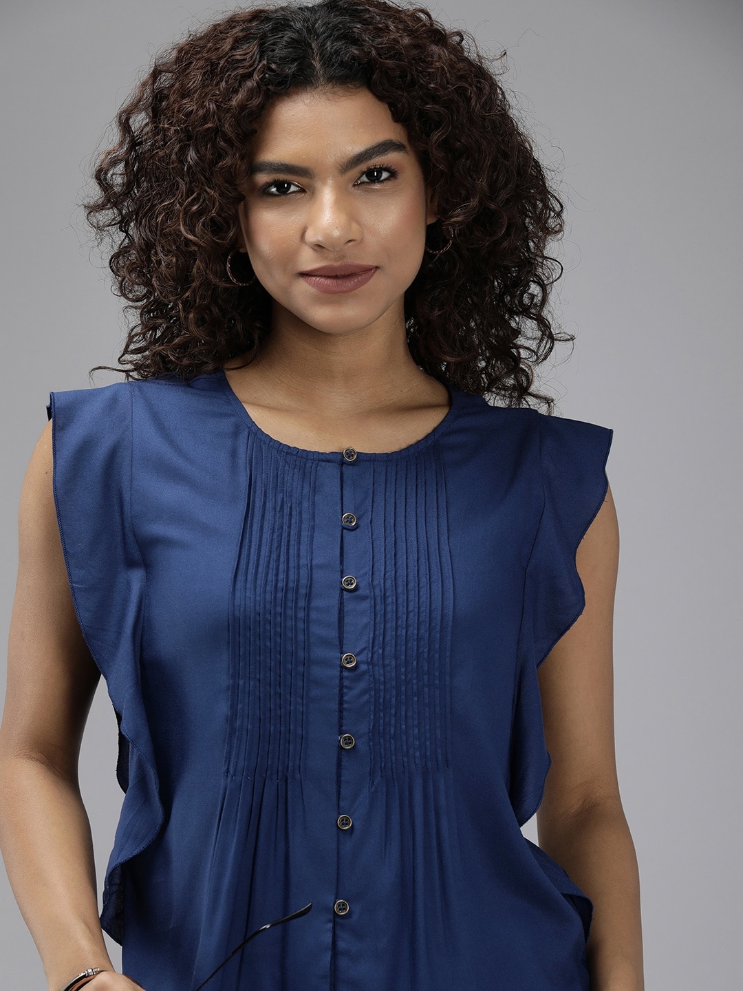 

The Roadster Lifestyle Co. Solid Flutter Sleeves Regular Top With Pleated Detailing, Navy blue