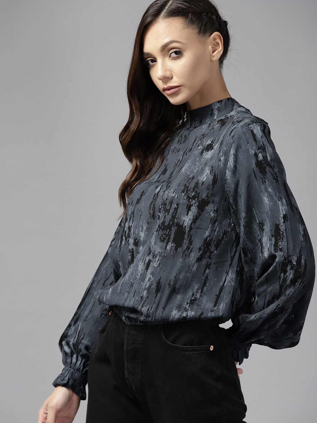 

Roadster Navy Blue & Black Print Halter Neck Blouson Top