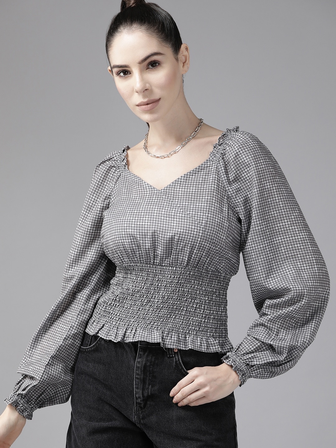 

Roadster Grey & White Geometric Print Sweetheart Neck Cinched Waist Top