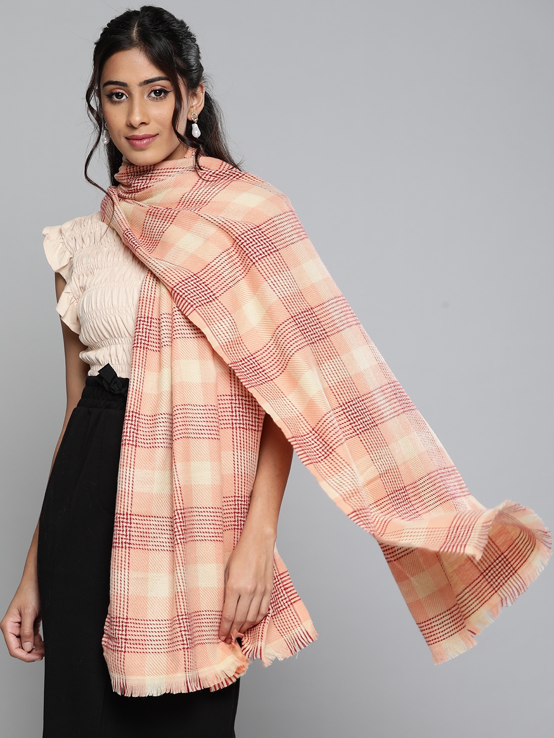 

SASSAFRAS Women Maroon & Peach-Coloured Checked Stole