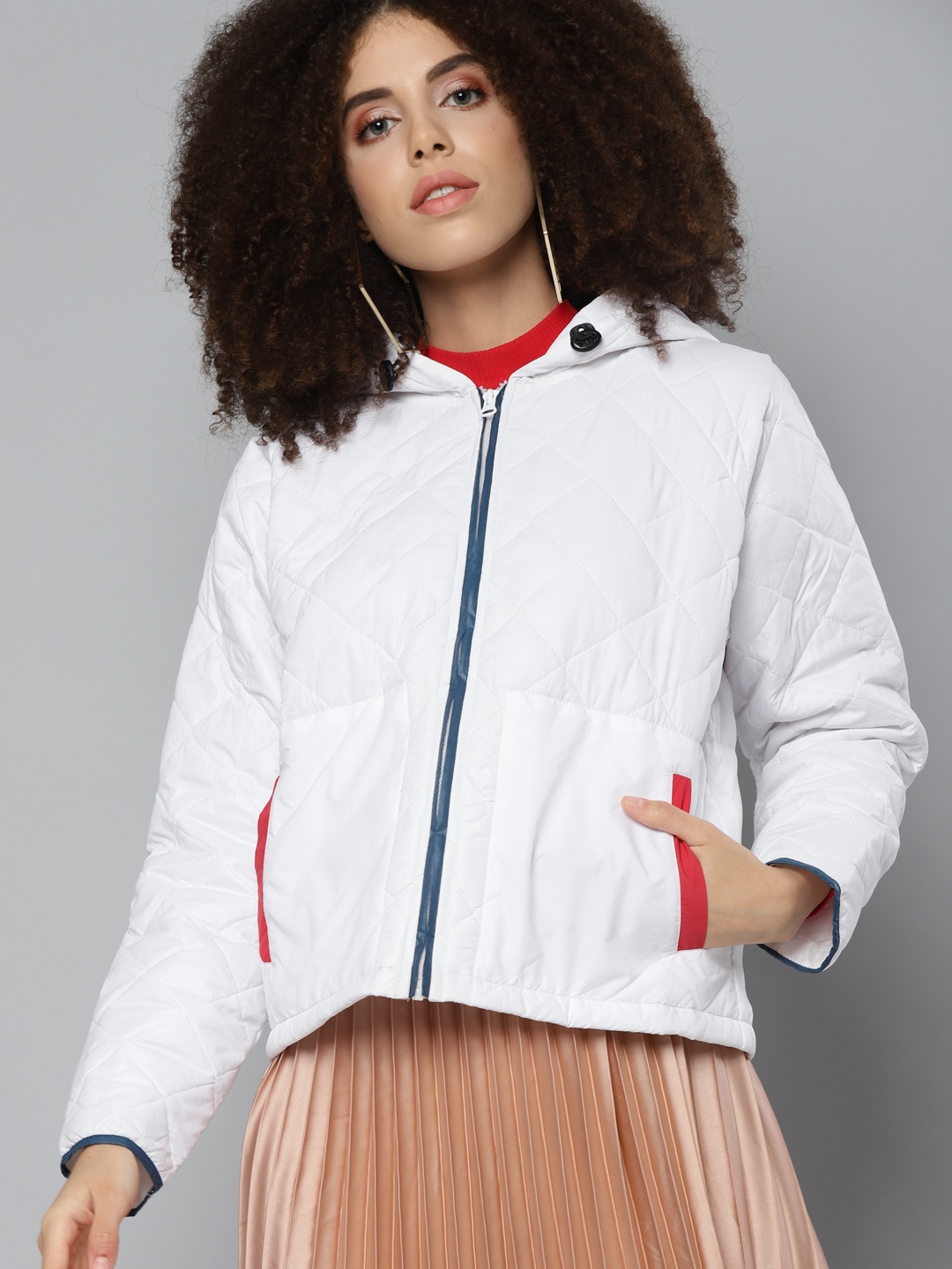 

SASSAFRAS Women White Quilted Jacket