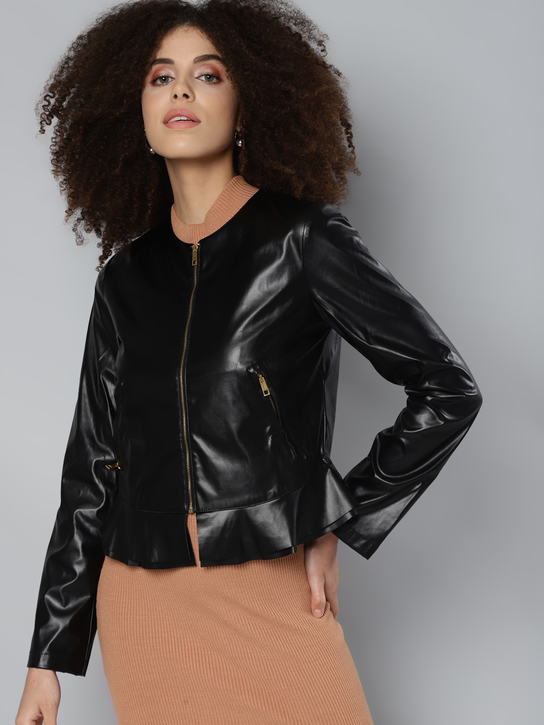 

SASSAFRAS Women Black Tailored Jacket with Frilled Hem