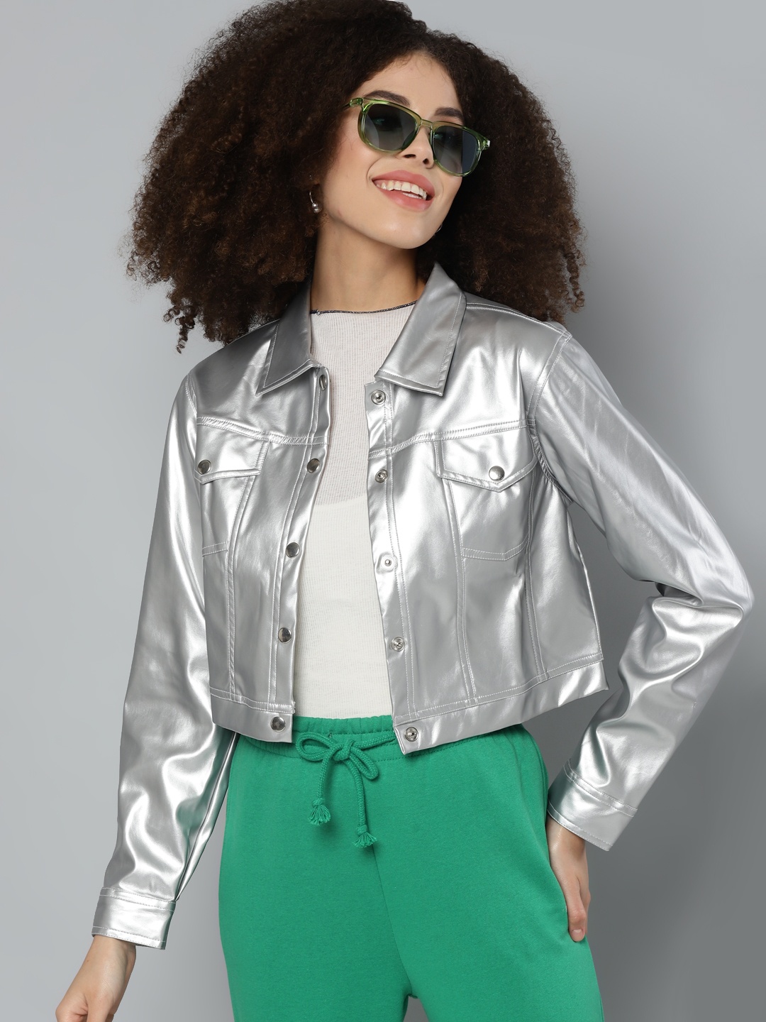 

SASSAFRAS Women Silver-Toned Crop Tailored Jacket