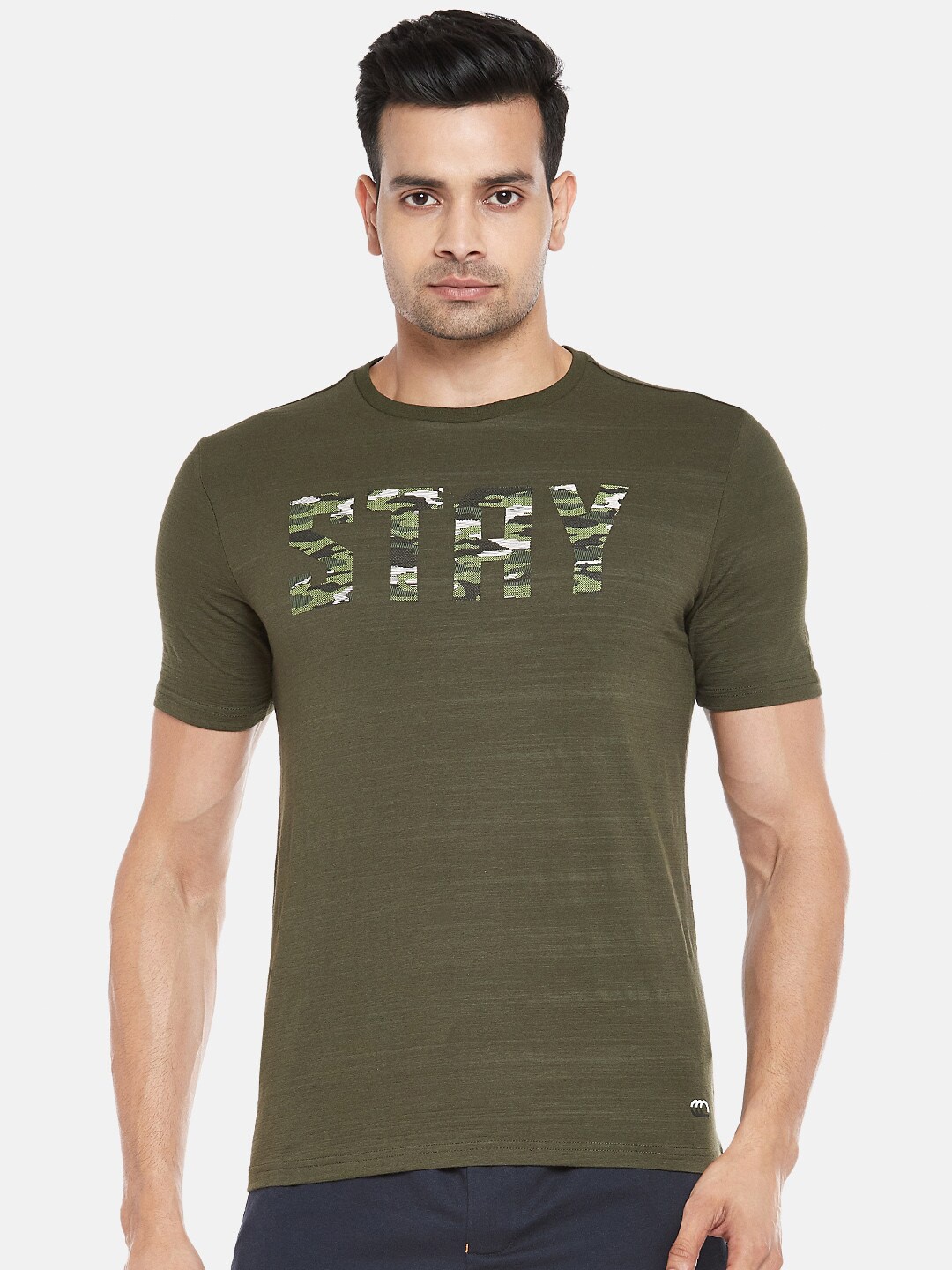 

Ajile by Pantaloons Men Olive Green Typography Printed Slim Fit T-shirt