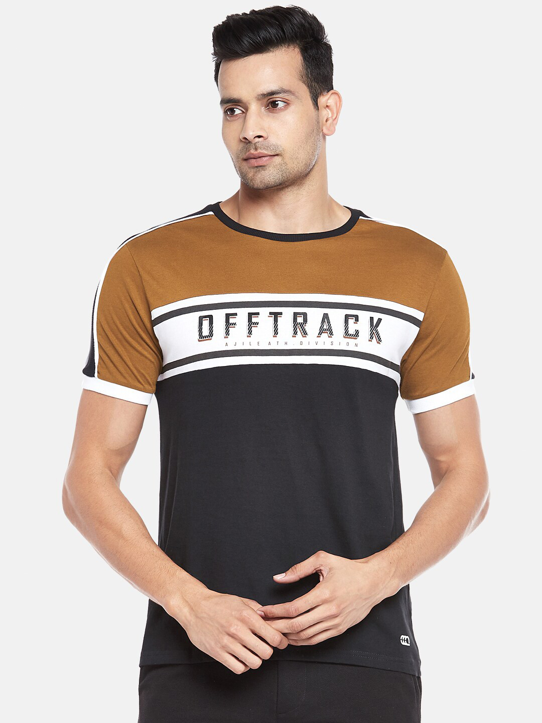 

Ajile by Pantaloons Men Tan & Black Colourblocked Slim Fit T-shirt
