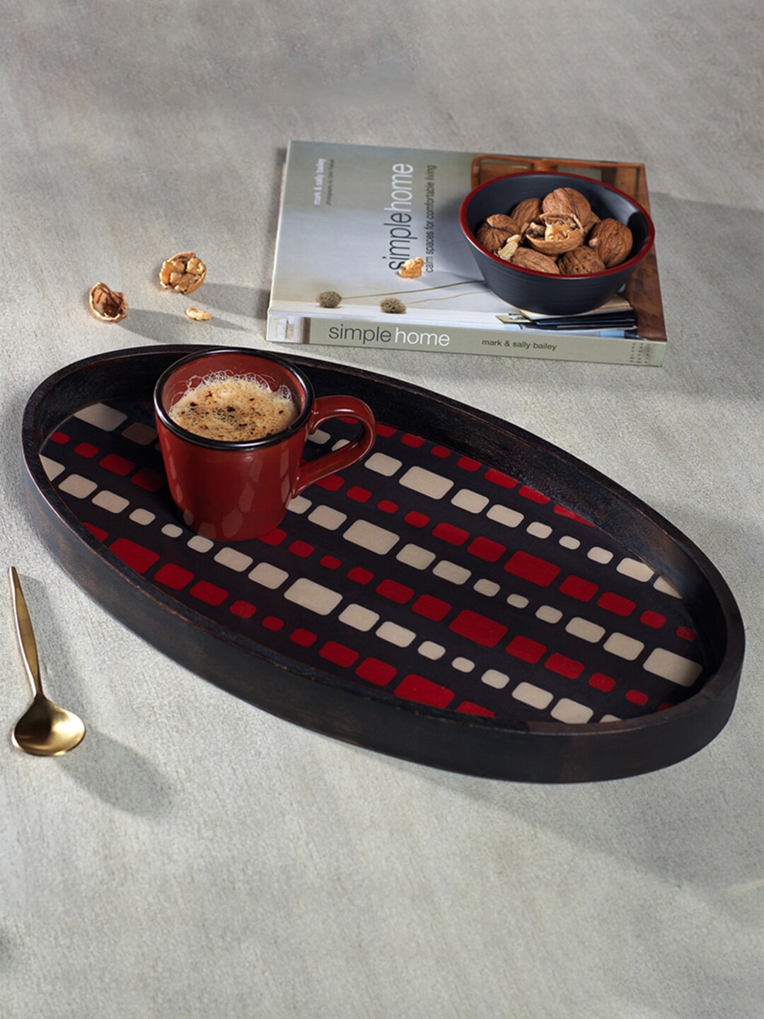 

ellementry Black & Red Printed Oval Wooden Tray, Brown