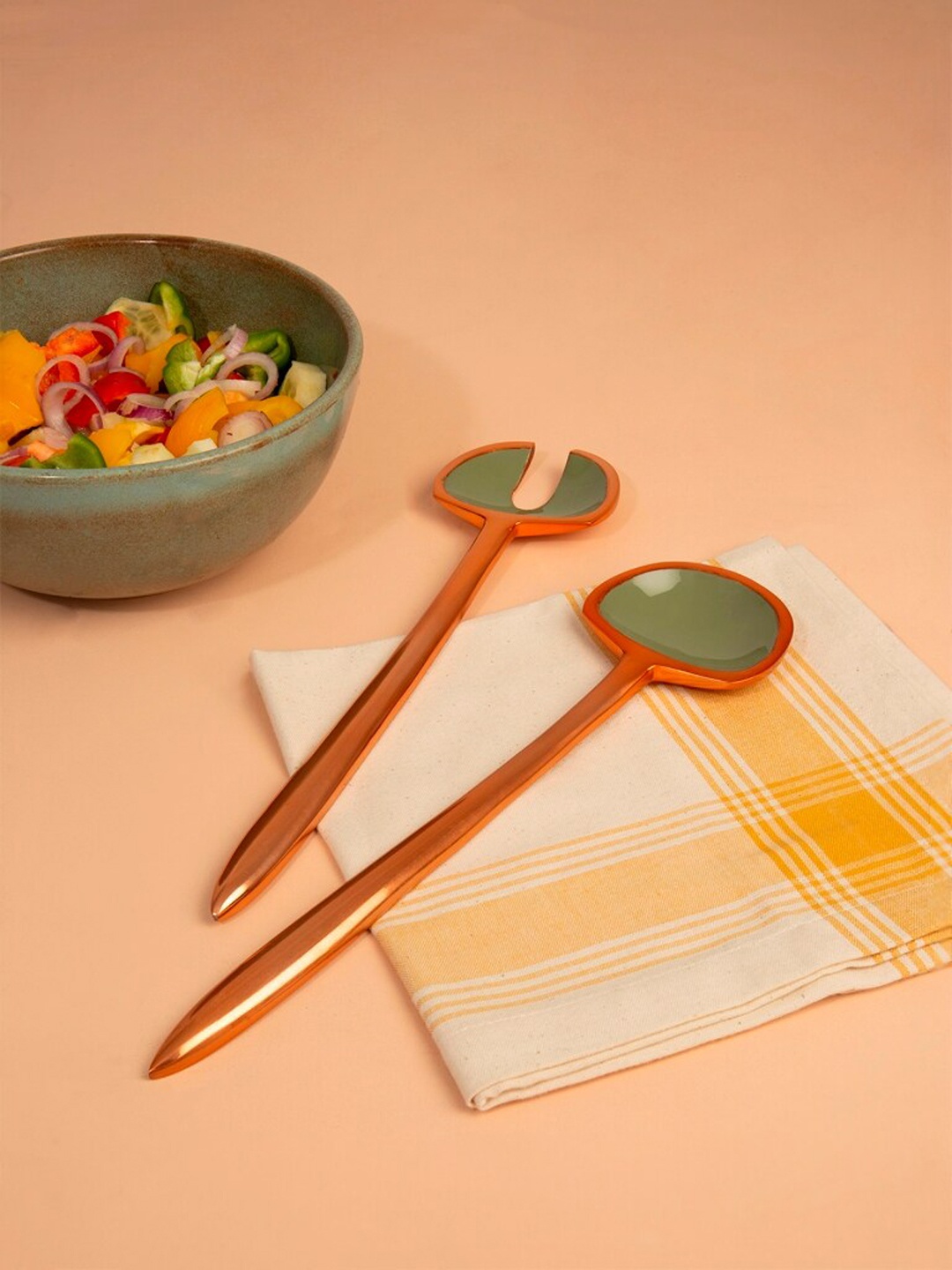 

ellementry Set Of 2 Orange & Green Metal & Enamel Fusion Salad Servers