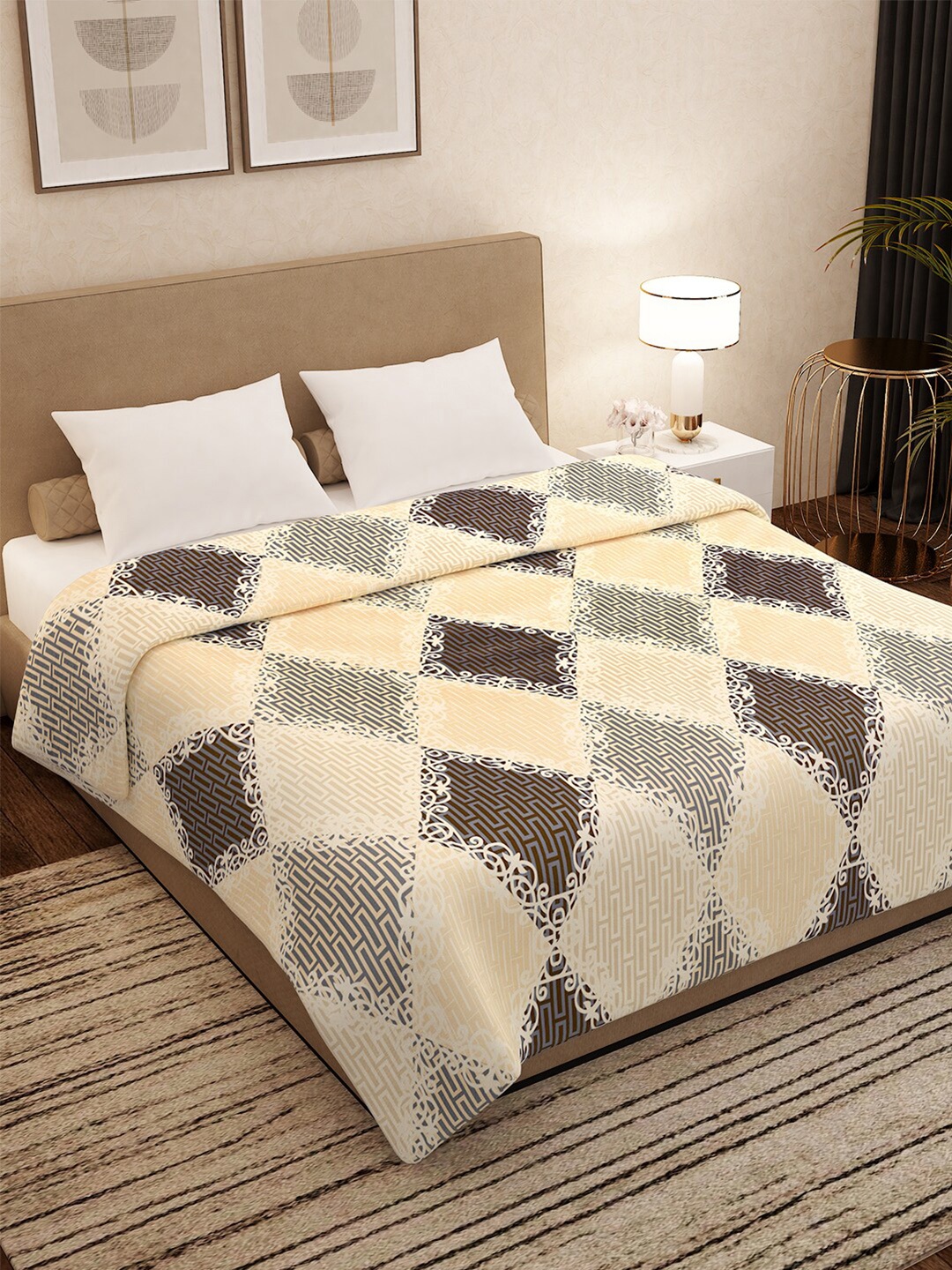 

Story@home Brown & Yellow Geometric AC Room 300 GSM Double Bed Blanket