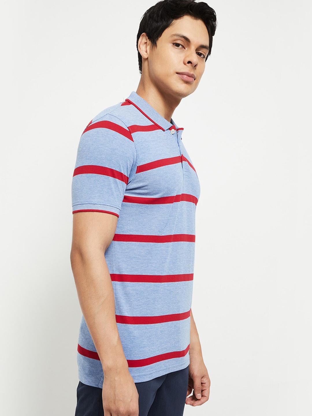 

max Men Blue & Red Striped Polo Collar T-shirt