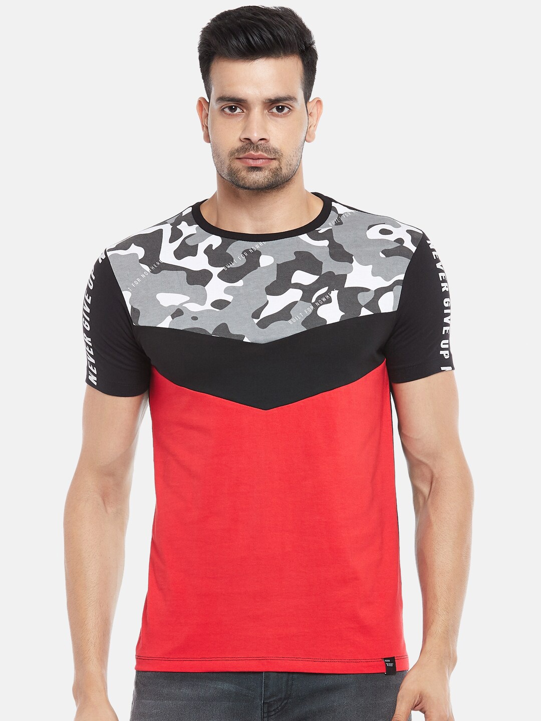 

People Men Red & Black Colourblocked T-shirt