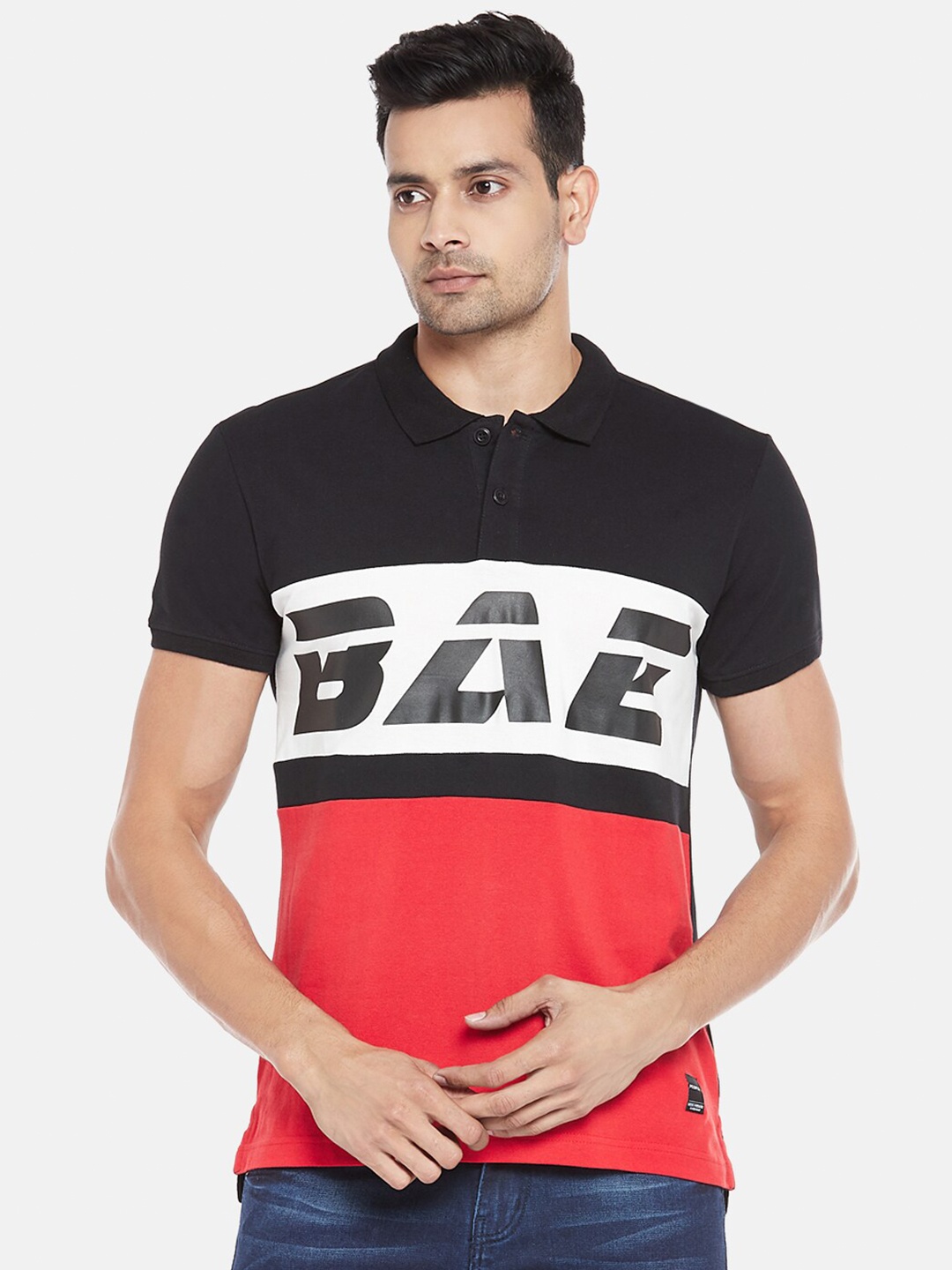 

People Men Black & Red Colourblocked T-shirt