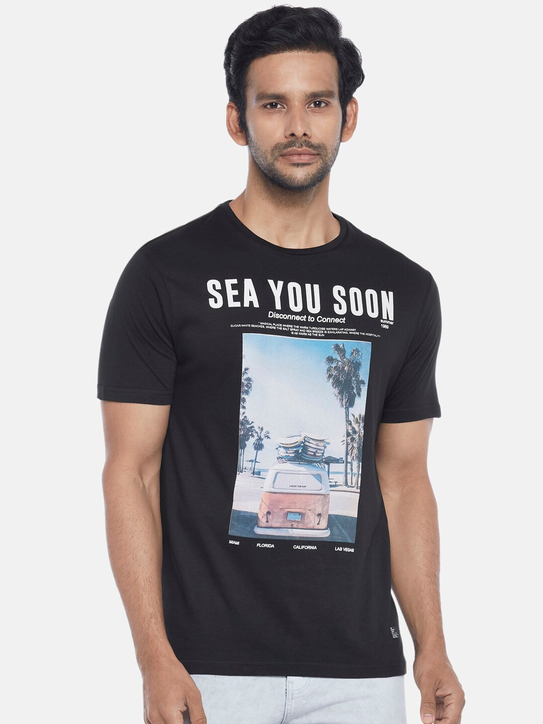 

People Men Black Pure Cotton Graphic Printed T-shirt