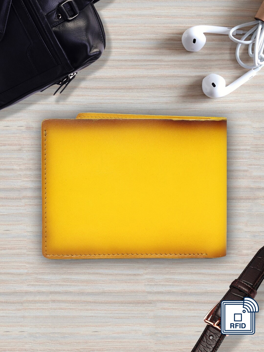 

LOUIS STITCH Men Yellow Genuine Leather Card Holder