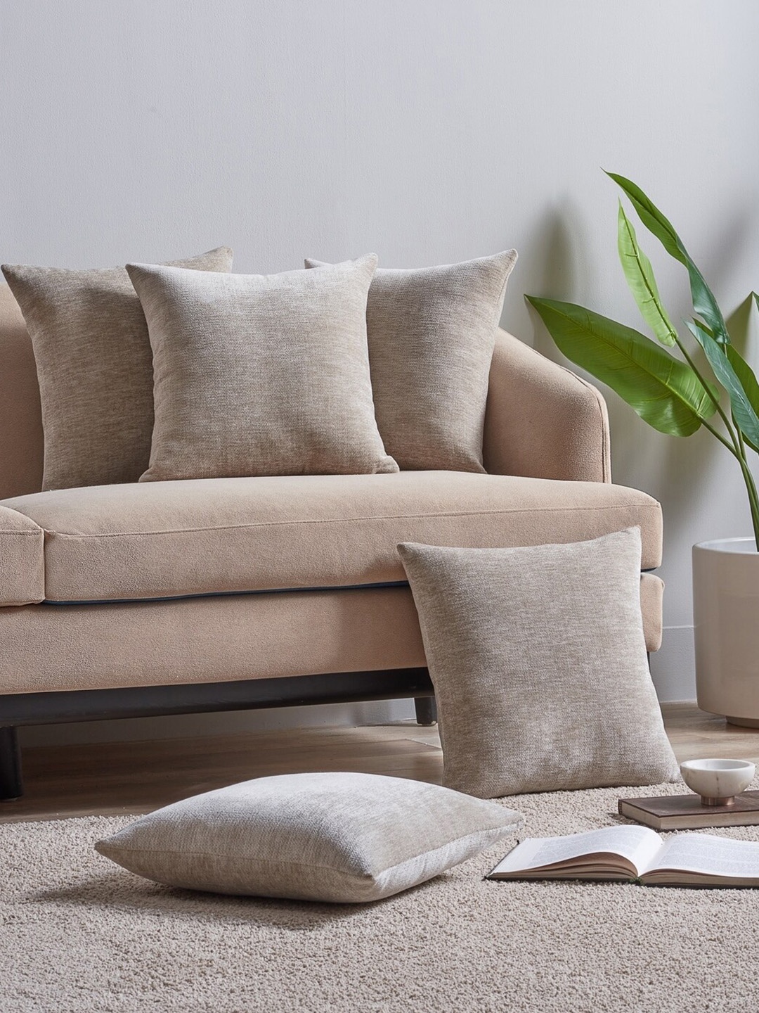 

DDecor Beige Set of 5 Square Cushion Covers