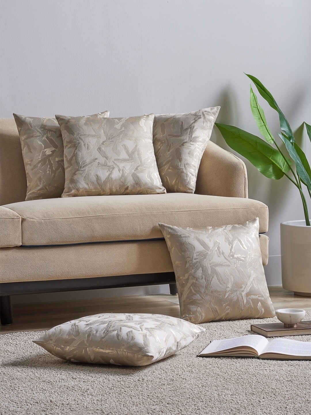 

DDecor Taupe Set of 5 Abstract Square Cushion Covers