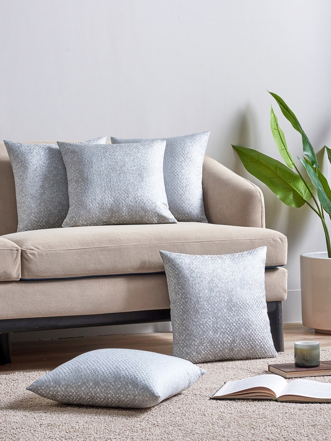 DDecor Blue Set of 5 Geometric Square Cushion Covers