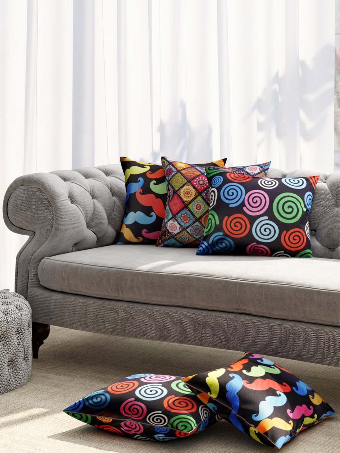 

Niamh by Tag 7 Green & Black Set of 5 Ethnic Motifs Square Cushion Covers