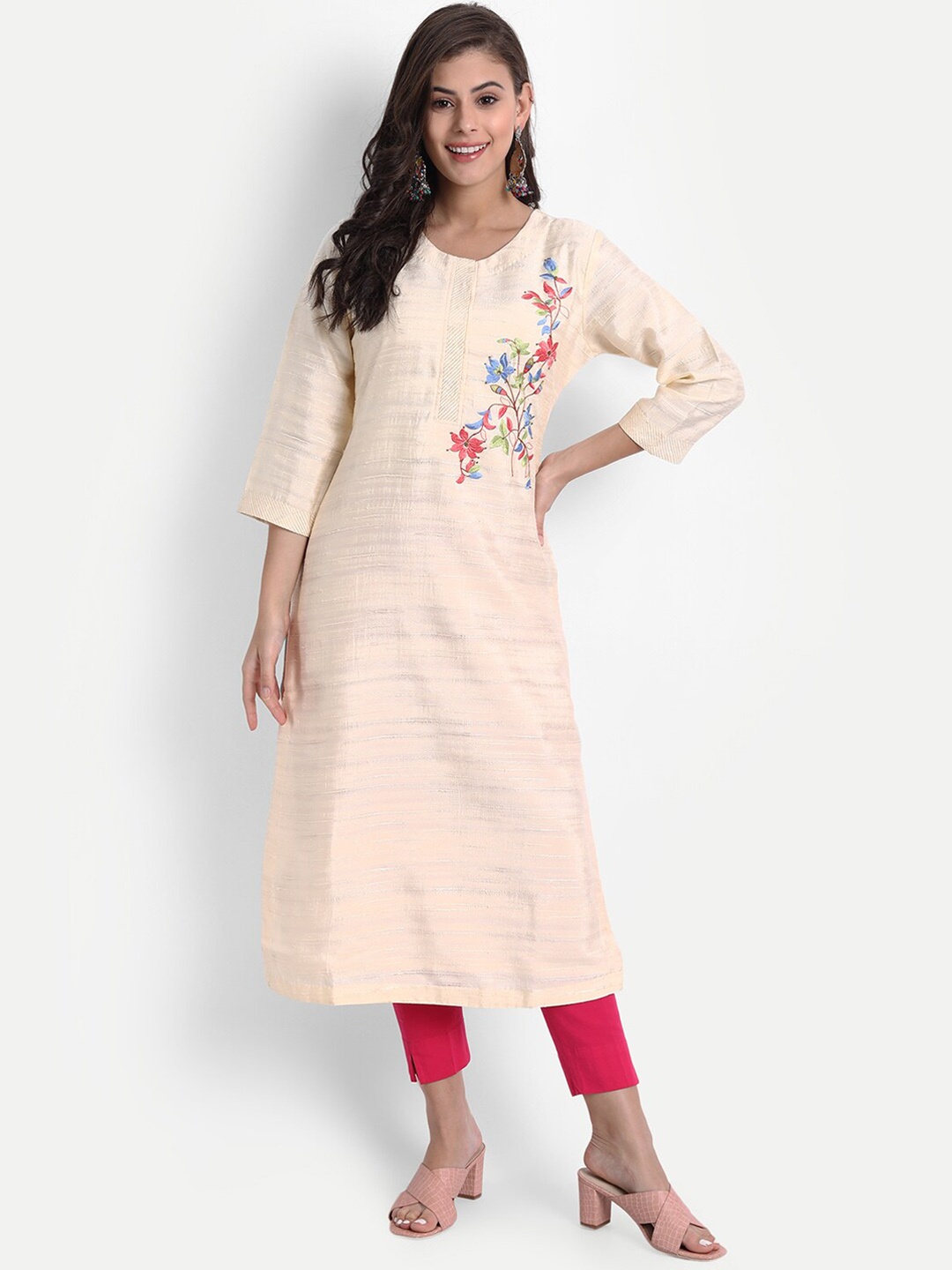 

fabGLOBAL Women Cream-Coloured Floral Embroidered Kurta