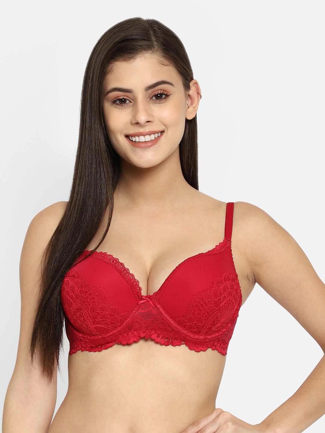 

Clovia Red Push-Up Bra Underwired Lightly Padded