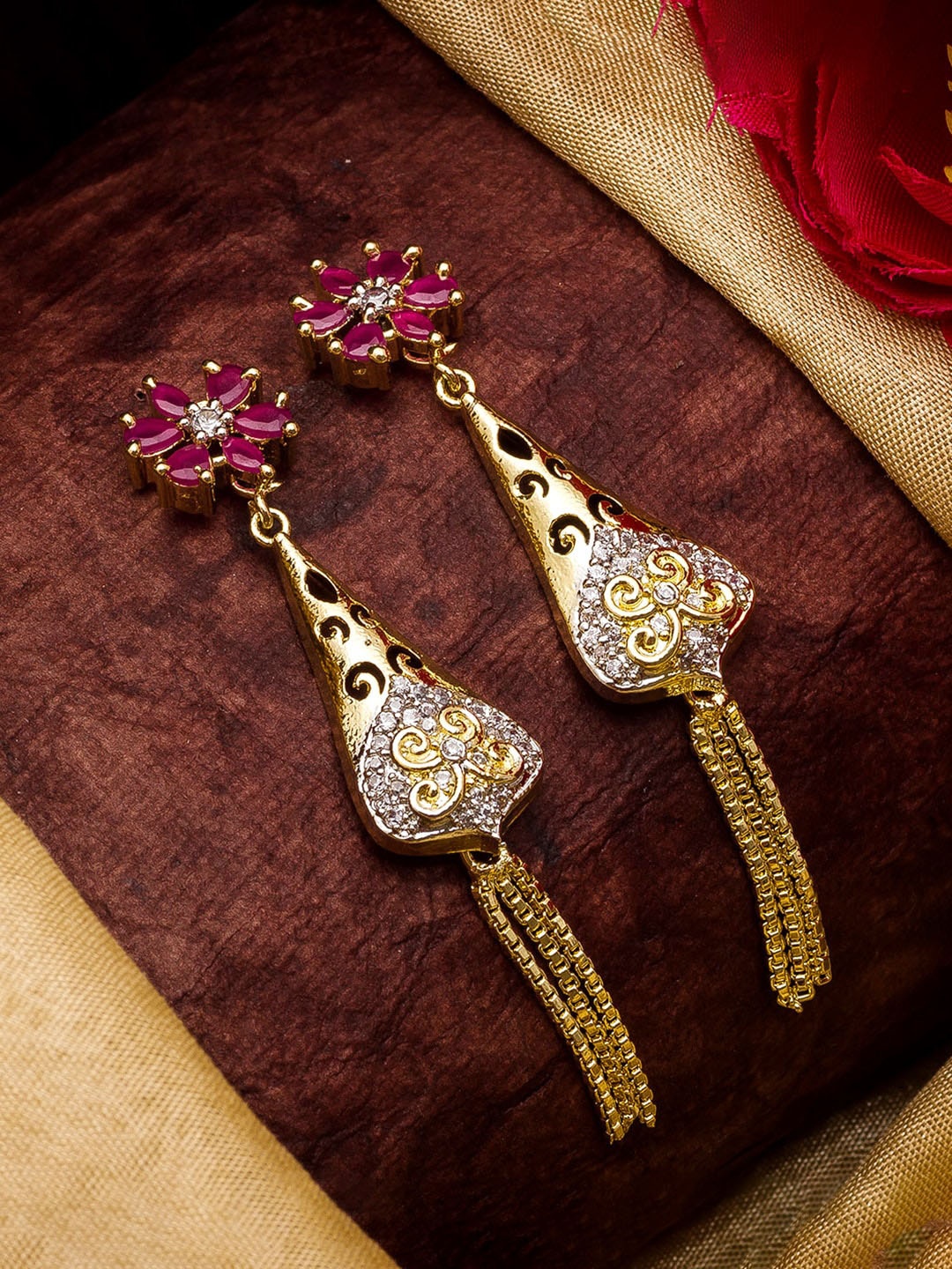 

aadita Gold-Toned & Maroon Floral Drop Earrings