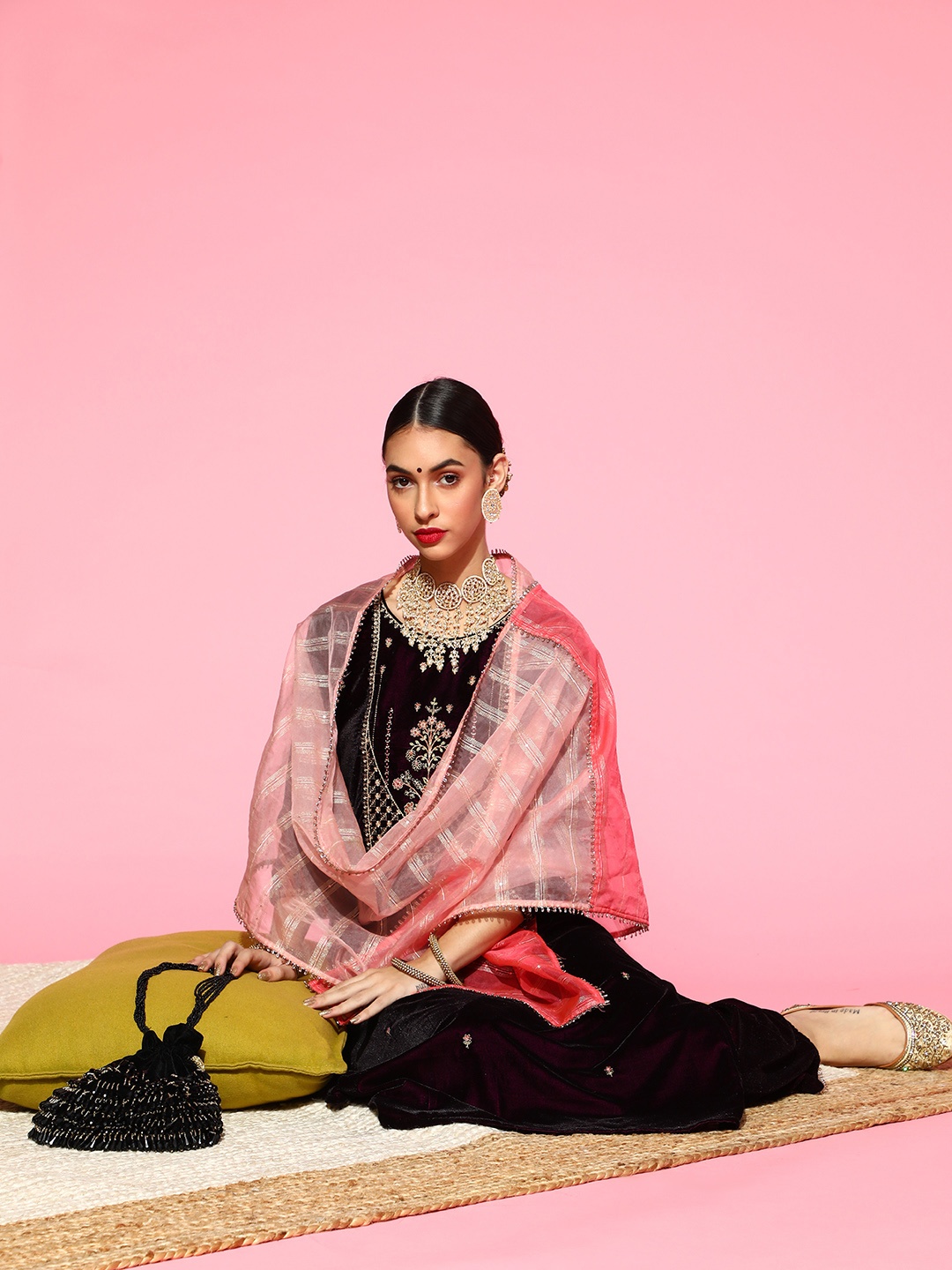 

Indo Era Ethnic Motifs Velvet Kurta Set, Magenta