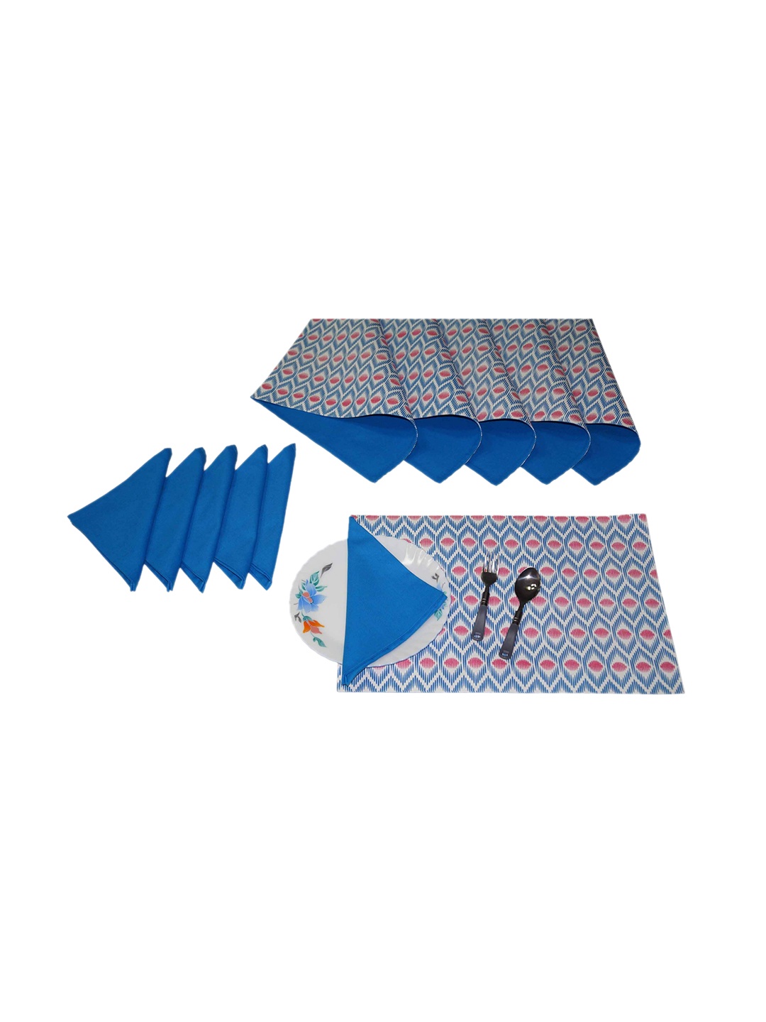 

Lushomes Pack of 6 Blue Diamond Print Reversible Cotton Mats & Plain Cotton Napkins